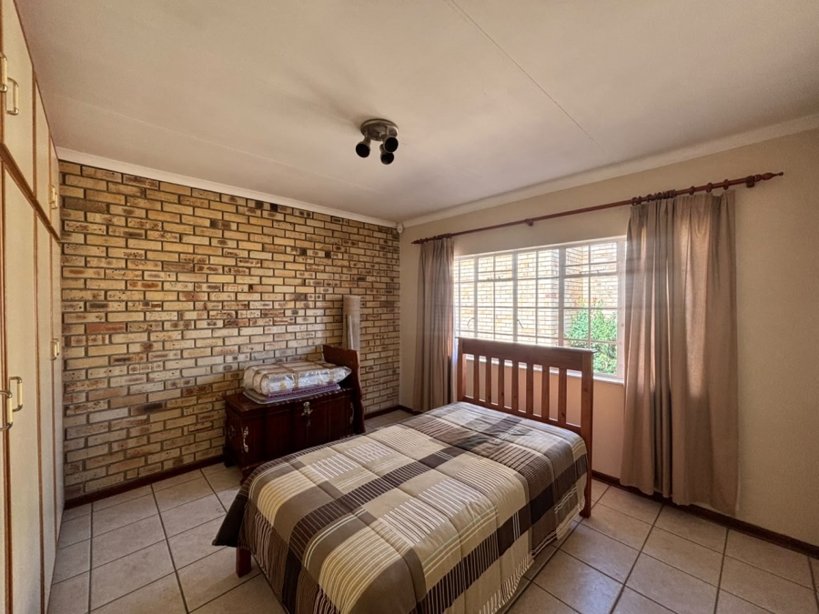 2 Bedroom Property for Sale in Dassie Rand North West